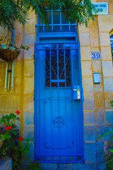 Fototapeta na wymiar old door in the old town of rhodes greece