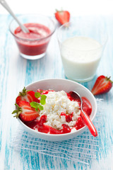 cottage cheese with strawberry