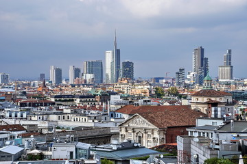 Naklejka premium Panoramiczny widok z lotu ptaka Mediolan. Mediolan to stolica Lombardii i drugie pod względem liczby ludności miasto we Włoszech.