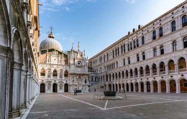 Fototapeta na wymiar Palazzo Ducale, Dogenpalast
