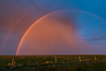 Naklejka premium Stormy sunset in the prairies
