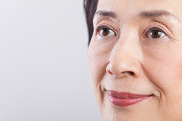 シニア女性ポートレート