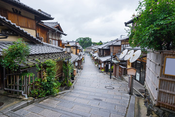Early morning in Higashiyama District, Kyoto, Japan