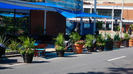 Sidewalk Dining