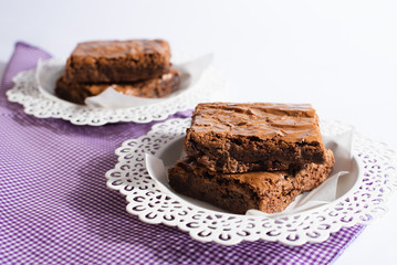 deliciosos brownies hechos en casa