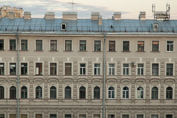 Fototapeta premium Facade of vintage neoclassical building