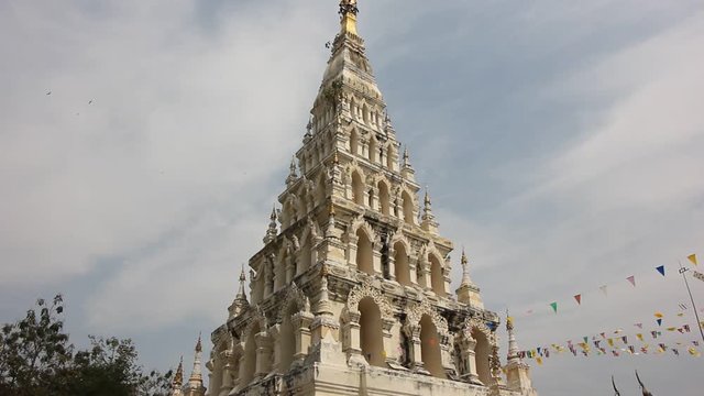
White Pagota in Chiangmai Thailand , Wat Chedi Liam, chiangmai