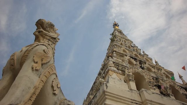 
White Pagota in Chiangmai Thailand , Wat Chedi Liam, chiangmai
