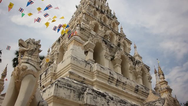 
White Pagota in Chiangmai Thailand , Wat Chedi Liam, chiangmai