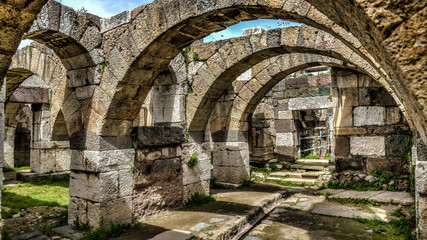 Fototapeta na wymiar Ruins of Agora, archaeological site in Izmir, Turkey