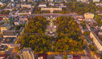 Fototapeta premium Triumphal Arch and Government building in central Chisinau, Moldova, 2020. Aerial view