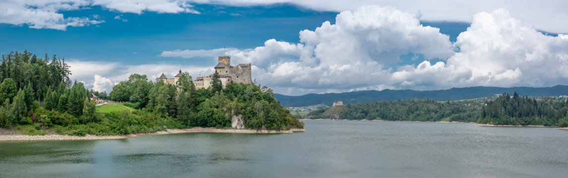 Panorama z zapory w Niedzicy