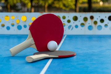 tennis de table sport loisir bleu rouge