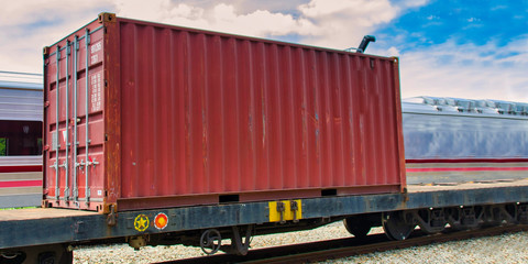 Obraz premium Containers in the port, Shipping & Transportation concept and discharging containers services in maritime transports in World wide logistics