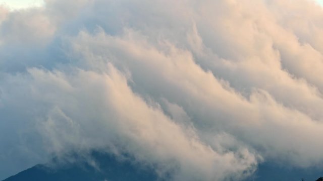 NUVOLE IN 4K FILM 