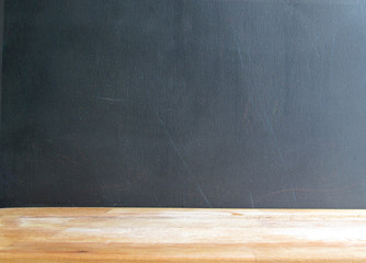 empty slate board on a wooden base. Copy space
