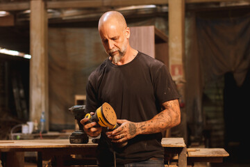 Hombre mexicano latino 