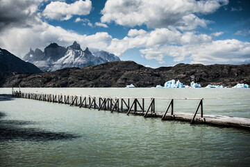 patagonia grey lake and torres del paine