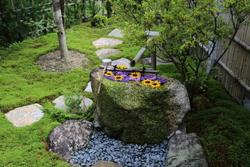 正寿院　猪目窓