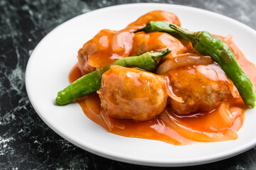 鶏団子の甘酢餡