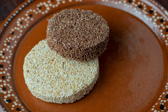 amaranto dulce mexicano ancestral tradicional artesanal nutritivo con chocolate miel alegr&iacute;a fiesta celebraci&oacute;n alimento sagrado aztecas prehisp&aacute;nico latino