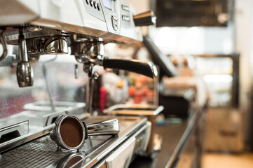 coffee tamper to coffee machine