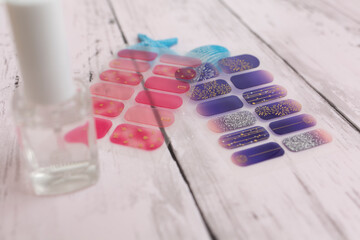 ネイル,シール,セルフ,透明,トップコート,ベースコート,きれい,かわいい,デスク,おしゃれ,ファッション