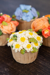 Beautiful flower cupcake for wedding