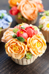 Beautiful flower cupcake for wedding, rose and peony