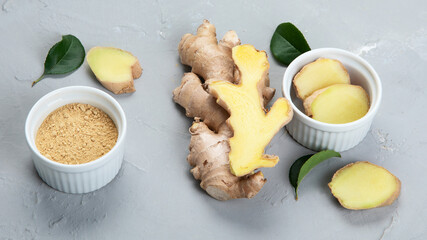 Fresh ginger root and ginger powder.