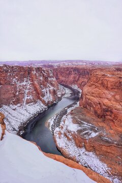 It took my breath away, for ten seconds. Absolutely BEAUTIFUL! Snowy Horseshoe Bend, ohhh I will never forget!