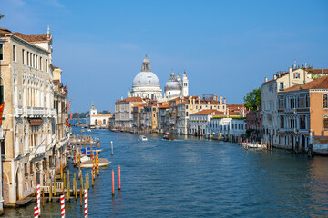 Fototapeta premium Canal Grande w Wenecji w słoneczny dzień