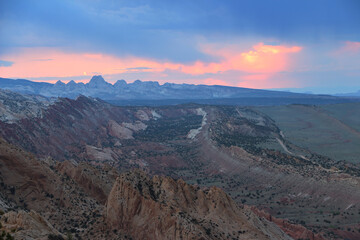 Fototapeta na wymiar Strike Valley Overlook view of the Waterpocket Fold, Capitol Reef National Monument at sunset