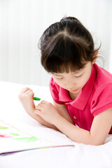 girl drawing a picture