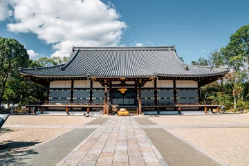 Gordijnen Ninna-ji temple in Kyoto, Japan © Sanga