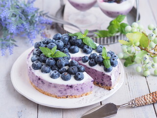 オシャレなブルーベリーケーキでティータイム