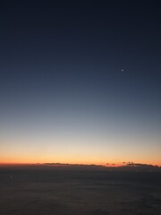 여수 항일암에서 일출기다리며