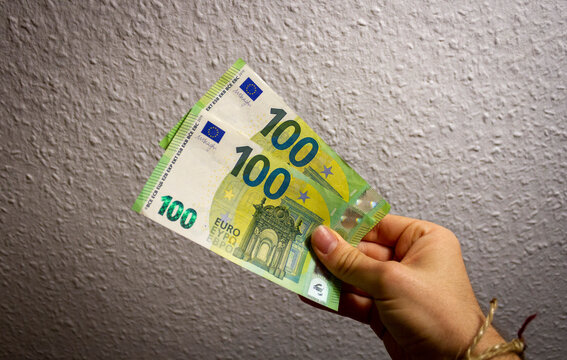 Neue 100-Euro-Scheine