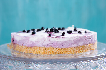 cake with biscuits, blueberries and cheese