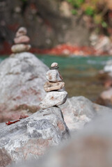 Piedras apiladas modo zen