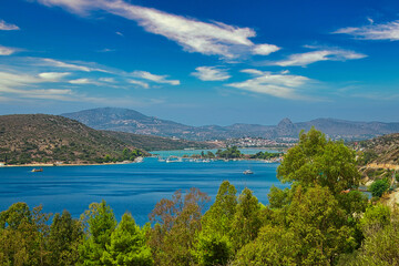 Fototapeta na wymiar Beautiful summertime panoramic seascape view in Greece.