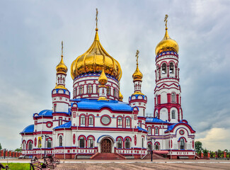 Fototapeta na wymiar Novokuznetsk, Kemerovo region, Russia - August 15, 2020: Ortodox Cathedral of Nativity of Christ