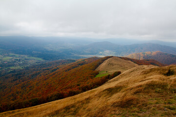 Jesienny krajobraz górski - obrazy, fototapety, plakaty