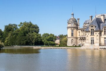 Fototapeta na wymiar Chantilly city with its parks, stables and castle