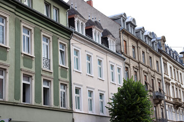 Fototapeta premium Altbaufassaden in Heidelberg, Deutschland