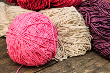 purple and pink yarn