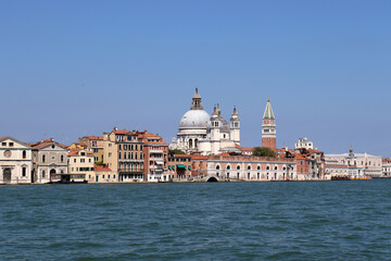 Obraz premium Venedig: Blick über den Canale della Giudecca auf Dorsoduro, Kathedrale Santa Maria della Salute