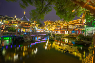 Fototapeta premium Yuyuan Garden at Night. Shanghai, China.