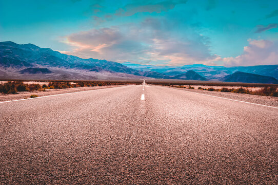 road in the desert 2
