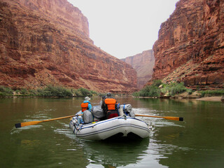 rafting the colorado river